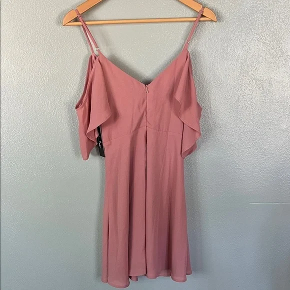 Lulu's Ruffle Mini Romper - Picture 4 of 12